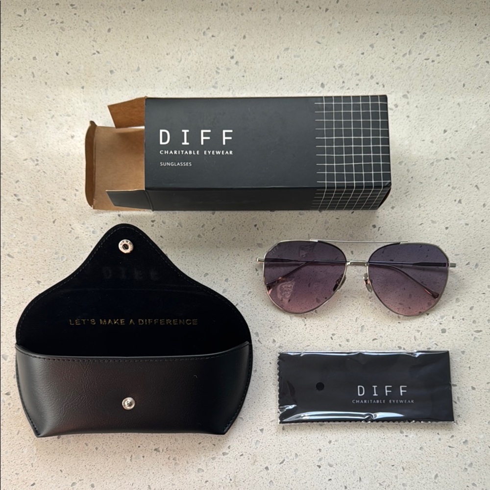 DIFF Charitable Eyewear Sunglasses with Case